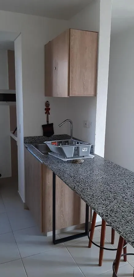 Bellohorizonte Apartamento Smr サンタ・マルタ 0*,